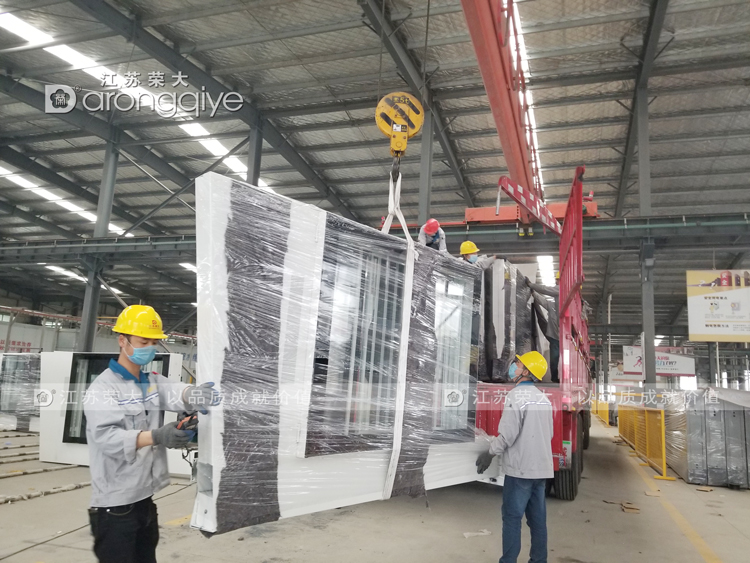 第二批安徽候車亭發(fā)貨圖二