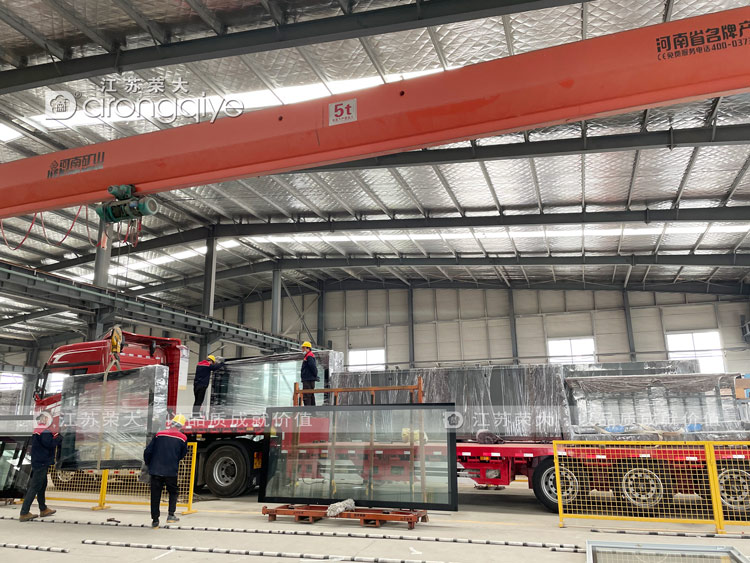 第三批山東公交候車(chē)亭發(fā)貨圖三