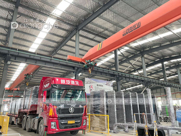 第三批山東公交候車(chē)亭發(fā)貨圖一